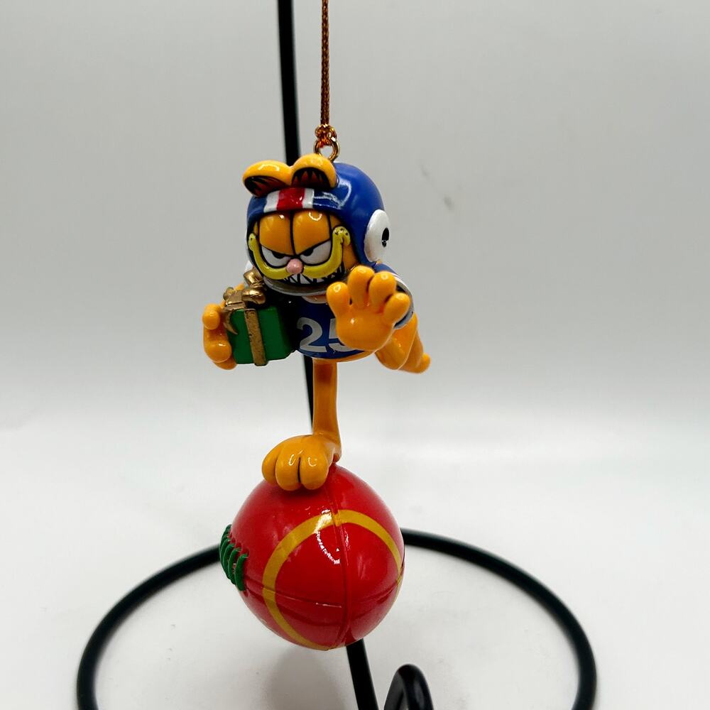 Paws 20 years of Garfield 1996 Garfield Football Player Ornament